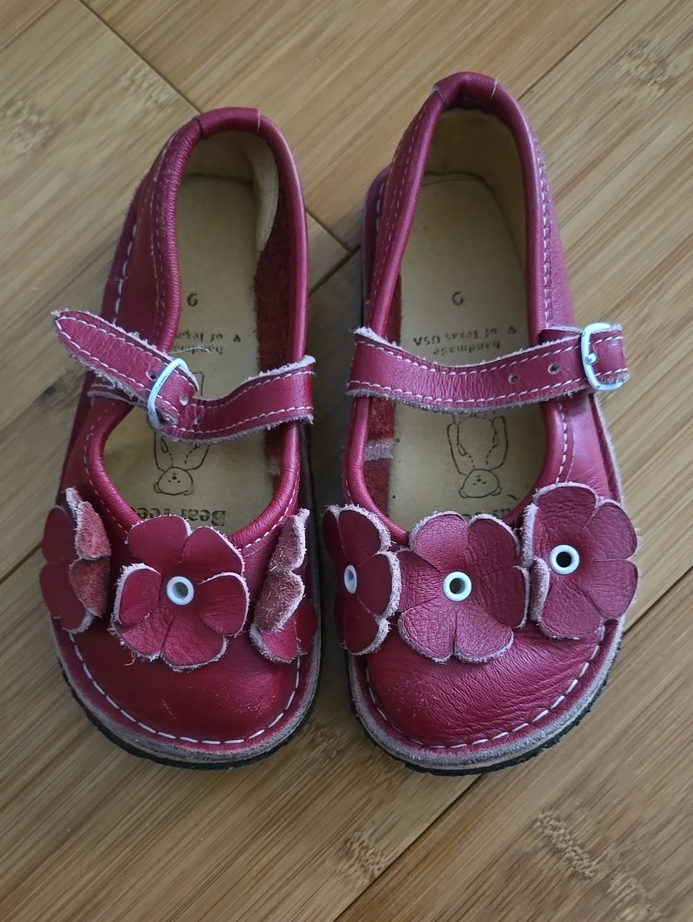 Bear Feet Girls' Red Flower Mary Jane Shoes - 9